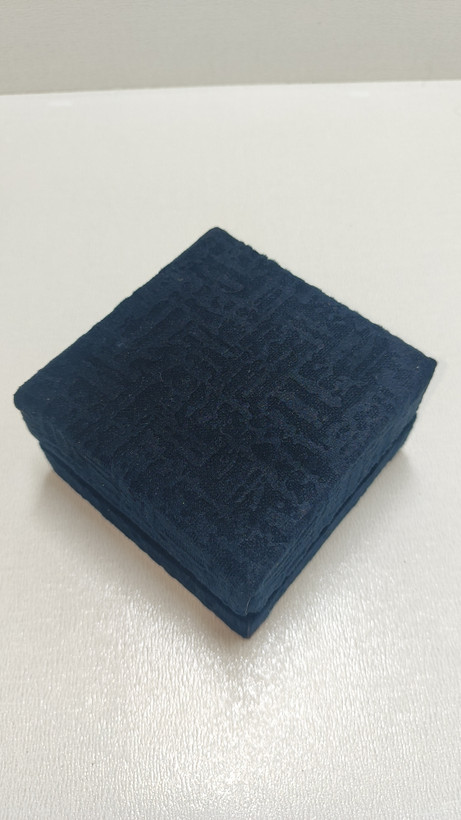 باکس نمایش ساعت جنس مخمل